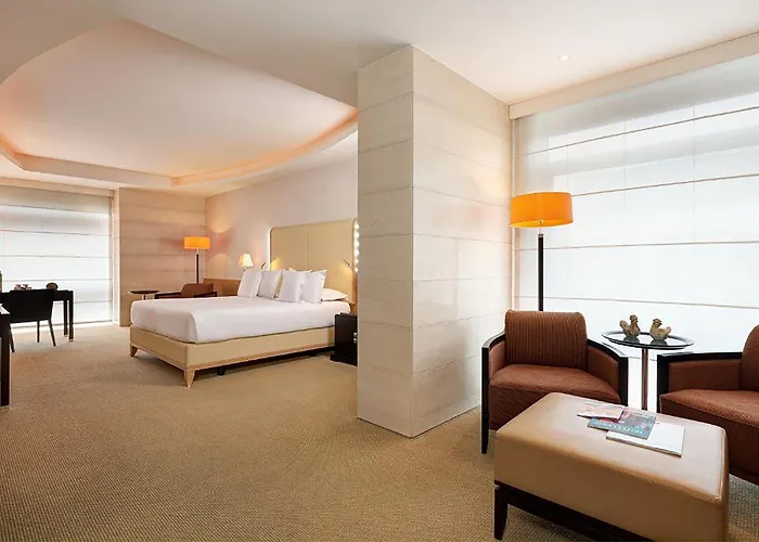 Precise House Mantegna Hotel 4*