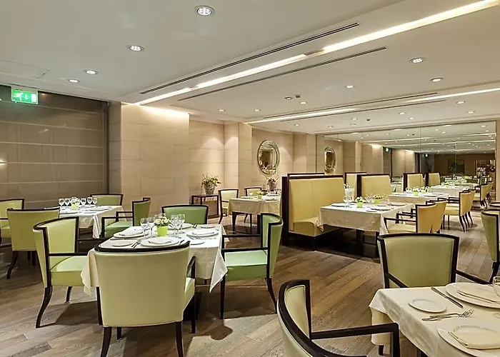 Hotel Precise House Mantegna 4*