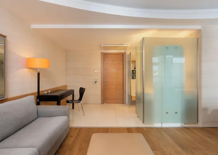 Precise House Mantegna Hotel