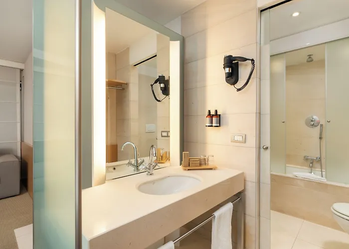 Precise House Mantegna 4* Rom