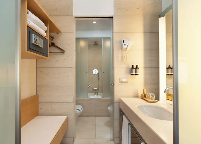 Precise House Mantegna 4* Rom